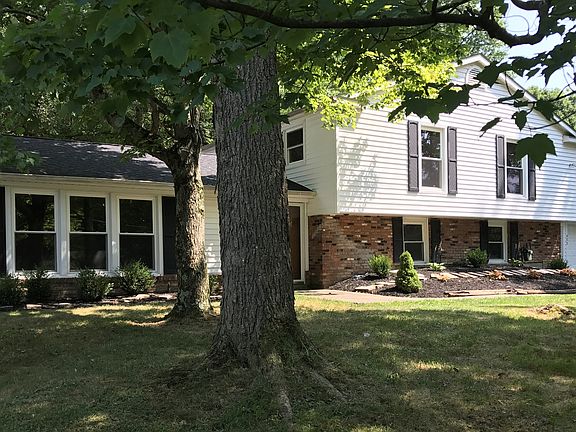 4th image of 473 Somerset Dr