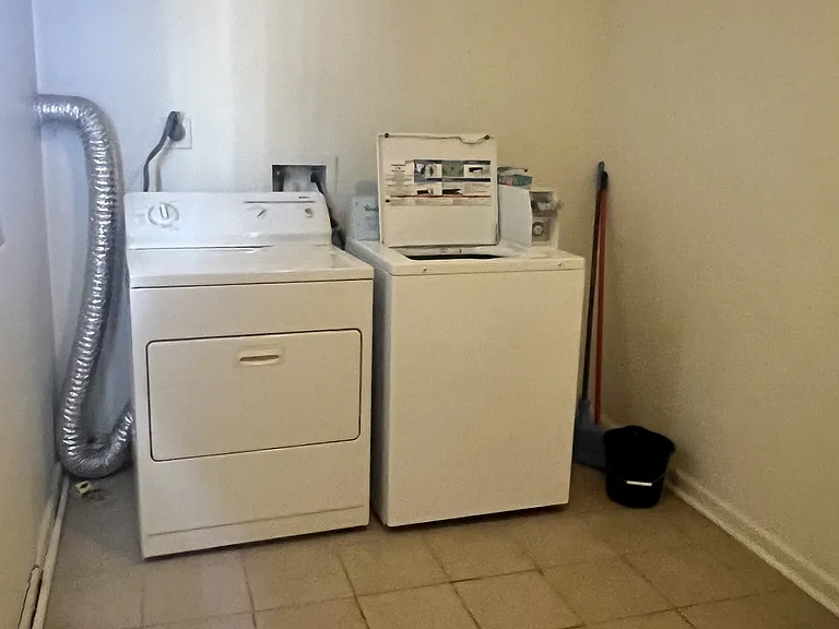 1713 Braddish Ave — Photo 6