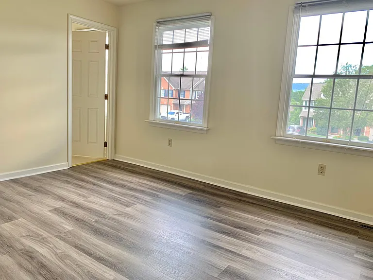 4069 Darius Dr — Photo 23