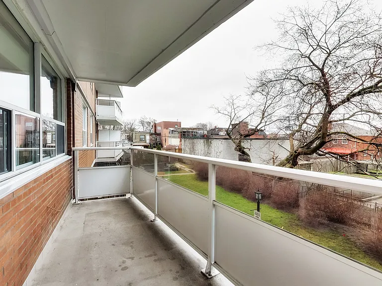 101 Cosburn Ave #104 — Photo 66