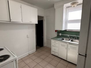 210 Perrin Street (Rolling Lakes Yacht Club LLC), Ypsilanti, MI 48197