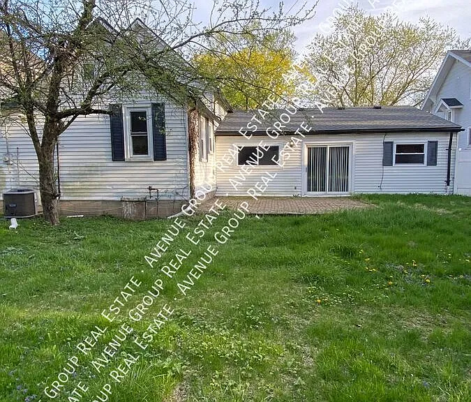 415 Gardenia Ave — Photo 18