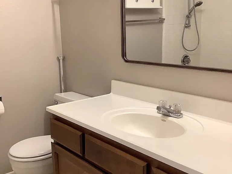 327 N Main St #2 — Photo 9