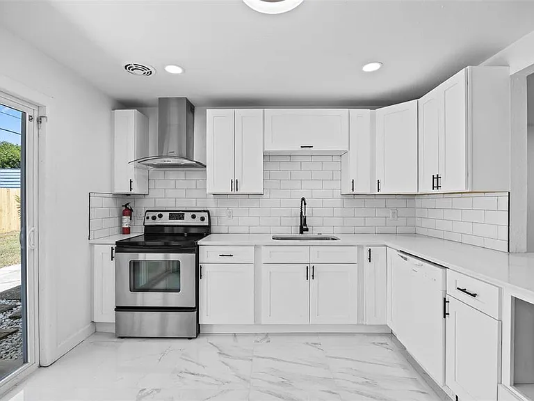 4427 W Oklahoma Ave — Photo 11