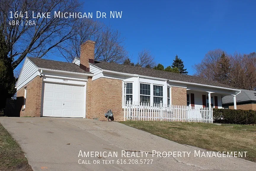 4 bed, 1119 sqft, $2,300 — Photo 1
