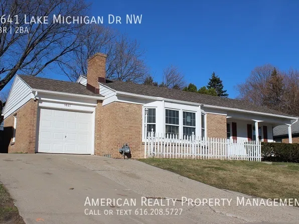 1641 Lake Michigan Dr NW, Grand Rapids, MI 49504