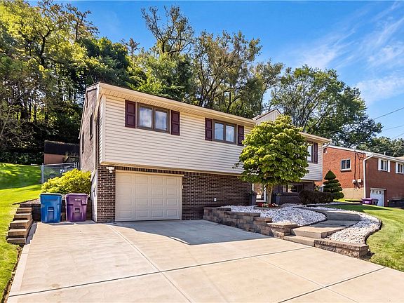 2nd image of 470 Crestview Dr