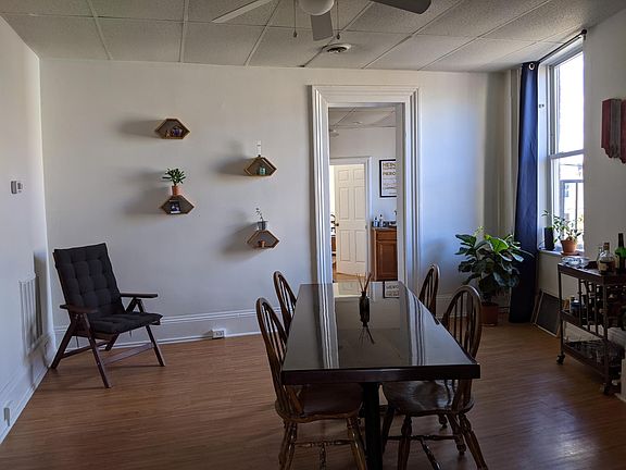 Living/ dining room.