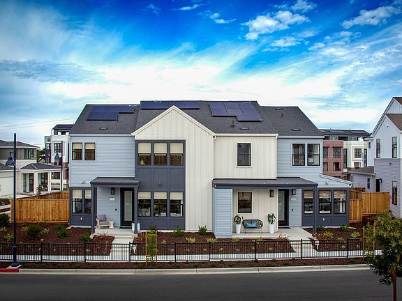 Bay House Plan 3C left Model Exterior