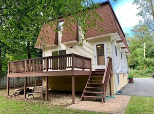 2 Furphy Ln, Bardonia, NY 10954