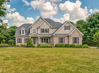 103 Kilkenny Ct, Granville, OH 43023