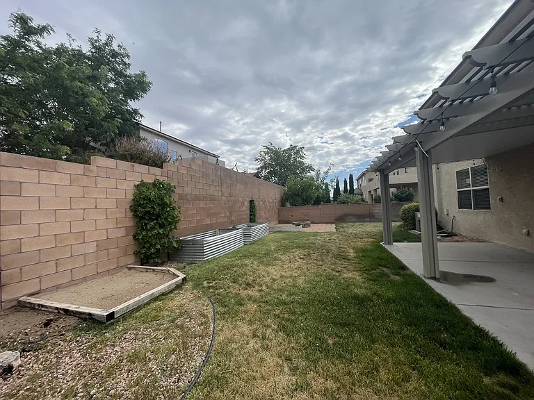 2401 Falesco Rd SE — Photo 29