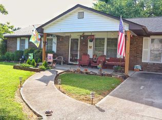 7221 Periwinkle Rd, Knoxville, TN 37918