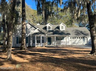 18 Meagan Dr, Beaufort, SC 29907