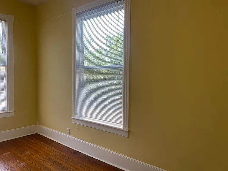 402 E Duffy St #2 — Photo 14