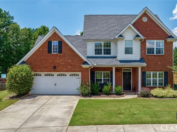 1020 Brookshire Court, Bogart, GA 30622