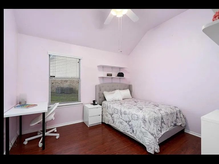 21006 Narrow Gate Dr — Photo 17