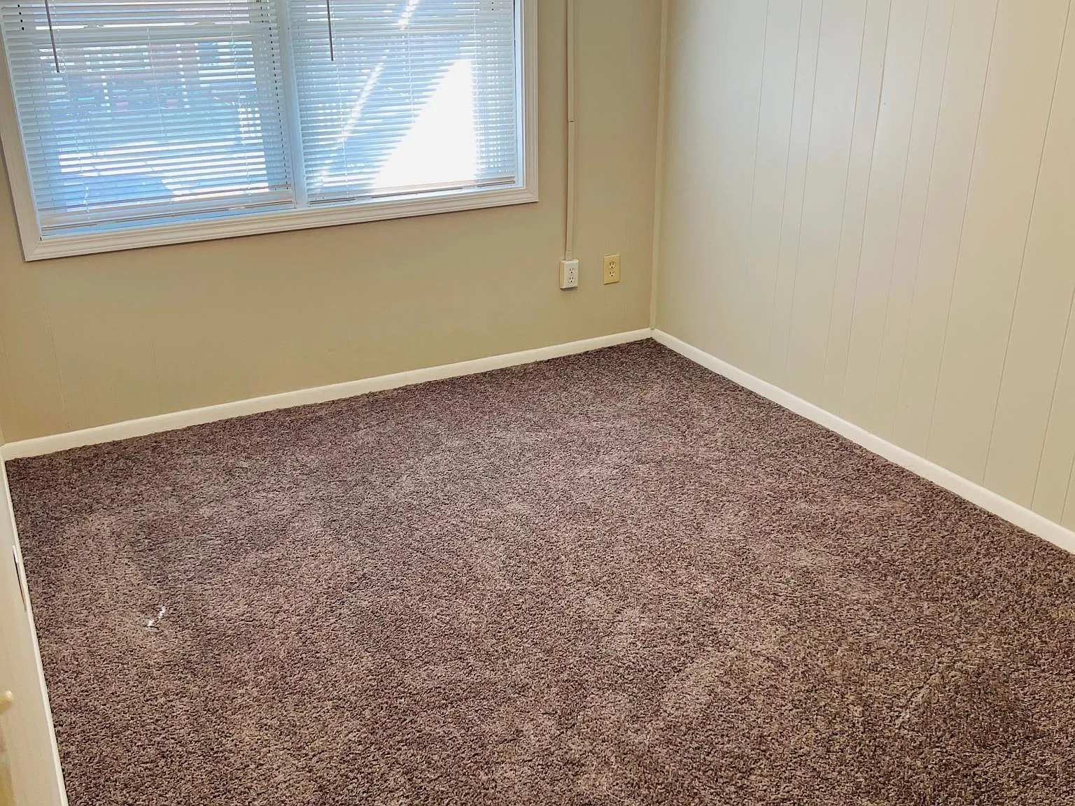 7852 Saint Claire Ln — Photo 3