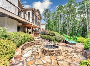6433 Old Shadburn Ferry Rd, Buford, GA 30518