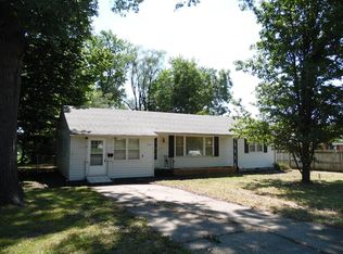 910 Meade St, Brookfield, MO 64628