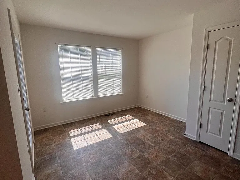 51 Cecily Way — Photo 9