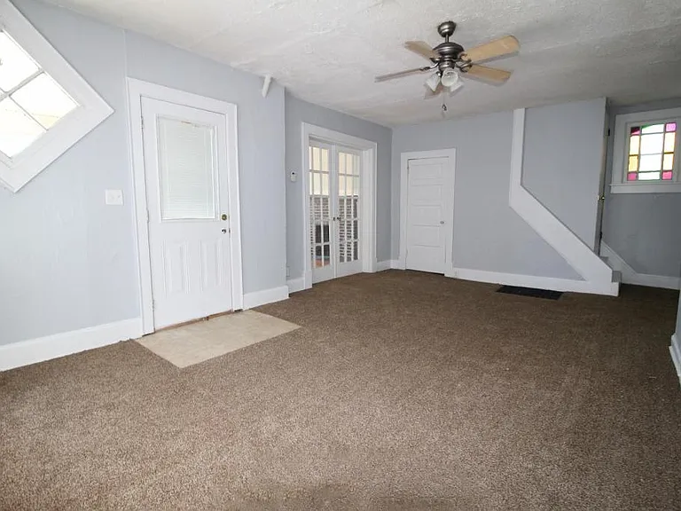 2690 Neil Ave — Photo 3