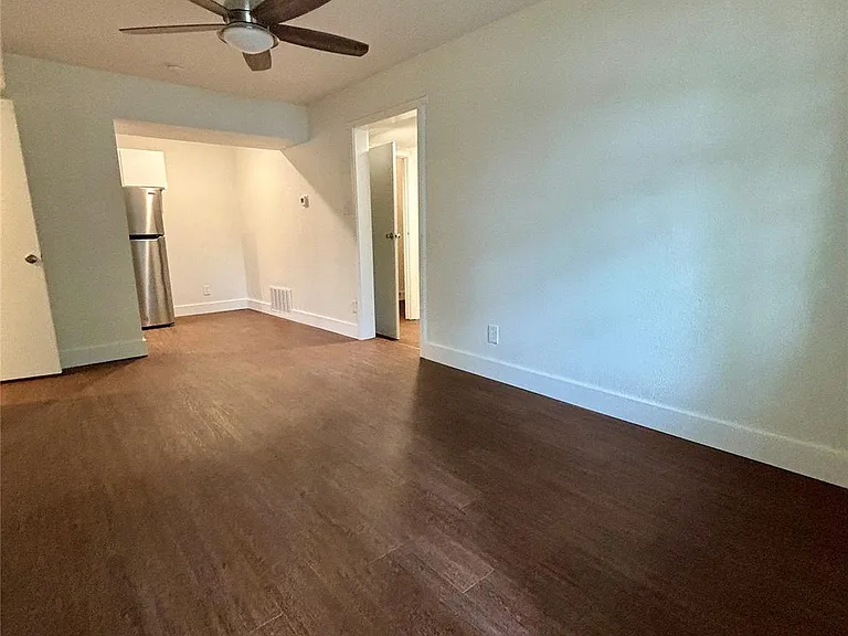 1115 Haynes St — Photo 8
