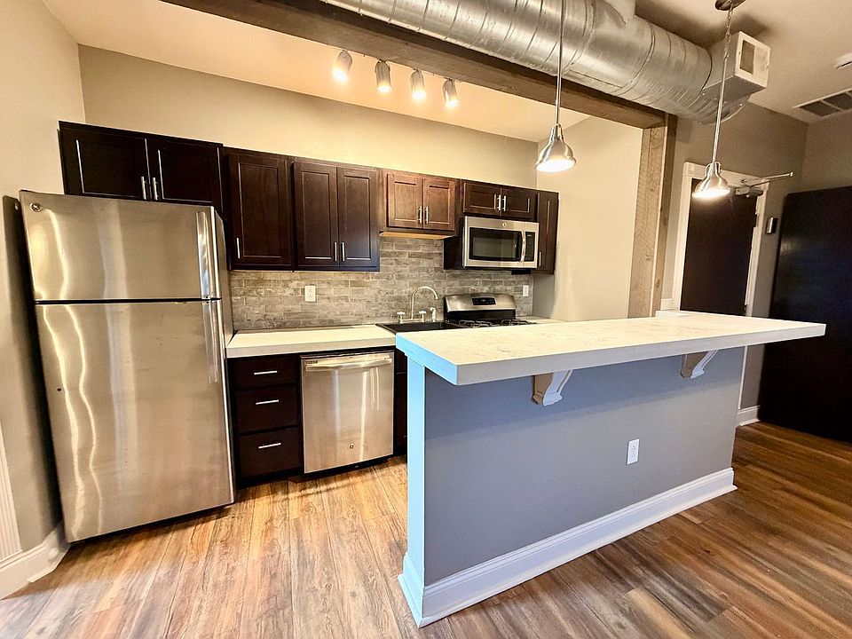 1st image of 227 N Negley Ave #7