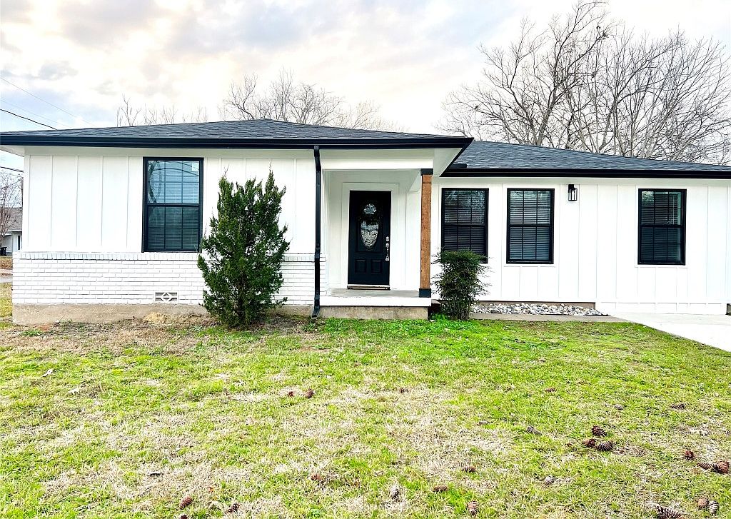 6008 Sayle St, Greenville, TX 75402 Zillow
