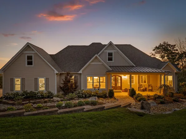 470 Lookout View Dr, Jasper, TN 37347