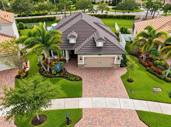11650 SW ROWENA Street, Port St Lucie, FL 34987