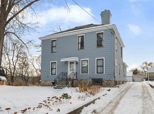 15 1st St SE, Faribault, MN 55021