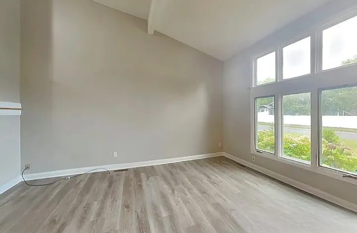 3 bed, 1458 sqft, $2,599 — Photo 4