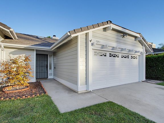 House exterior - front yard