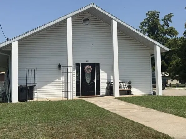 403 E McDowell St, Sturgeon, MO 65284