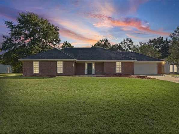 7090 Joyce Ln, Theodore, AL 36582