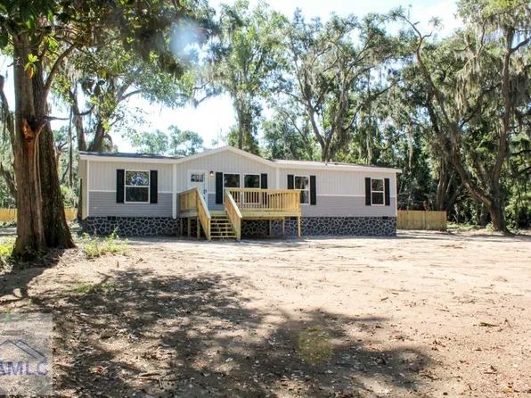 1303 Marsh Dr NE, Townsend, GA 31331