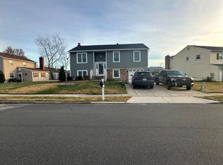 304 Thackeray Ln, Williamstown, NJ 08094