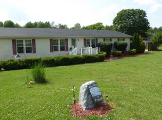 1072 Fanny Cook Rd, Martinsville, VA 24112