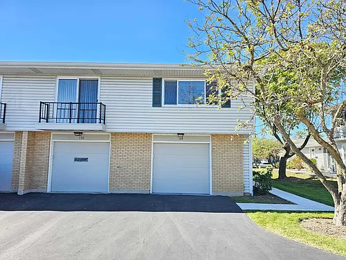 134 Shattuck Ct #2 Photo 1