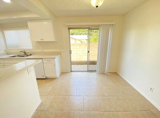 2 Bed 1.Bath Townhouse -Parking Included, Garden Grove, CA 92844