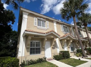 6953 Crooked Fence Dr, Lake Worth, FL 33467