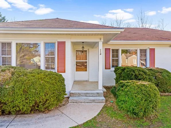 114 Woodale Dr, Elon, NC 27244