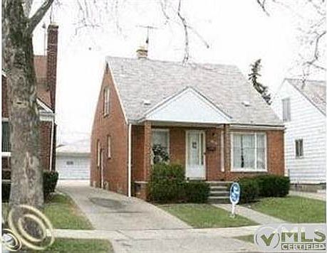 6795 Woodmont Front.jpg