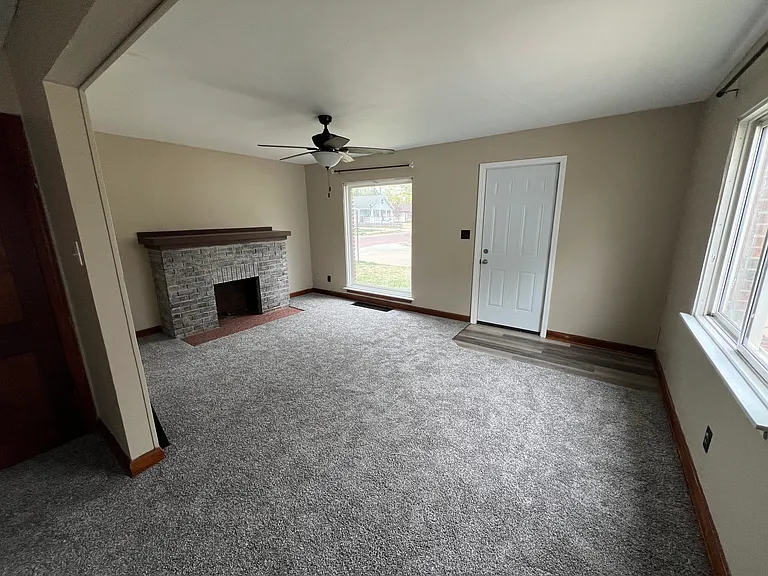 602 University Pl — Photo 1