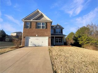 463 Brassfield Dr, Burlington, NC 27217