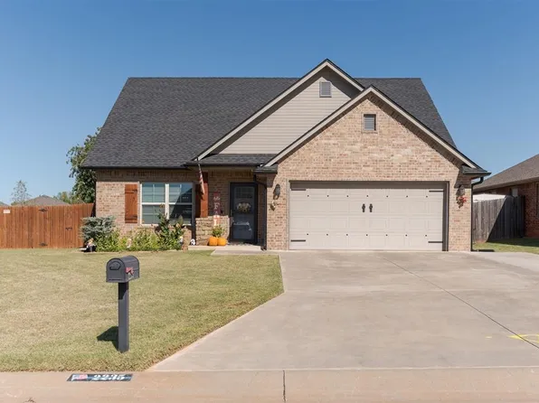 2235 Whispering Pine Blvd, Shawnee, OK 74804