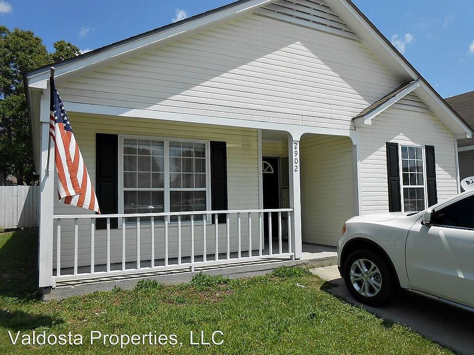 1st image of 2902 Callaway Cir