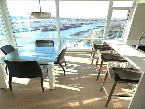 5th image of 210 Salter St #2008