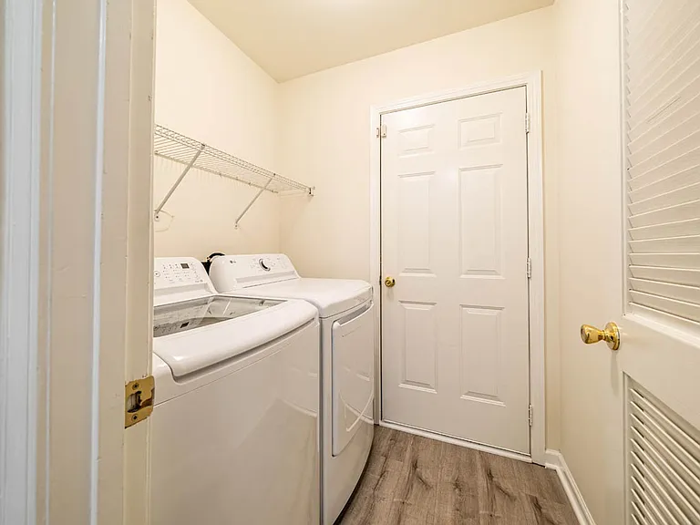 718 Delta Downs Dr — Photo 19